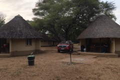 Kempy v parku jsou celkem čisté a útulné